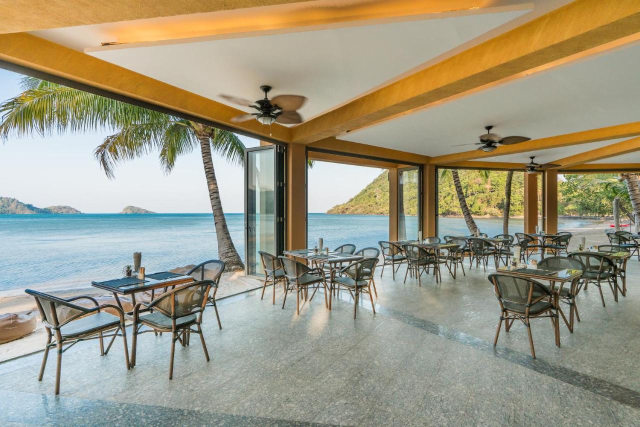 Coral Cove Beachfront Villa - 코창 외부 사진